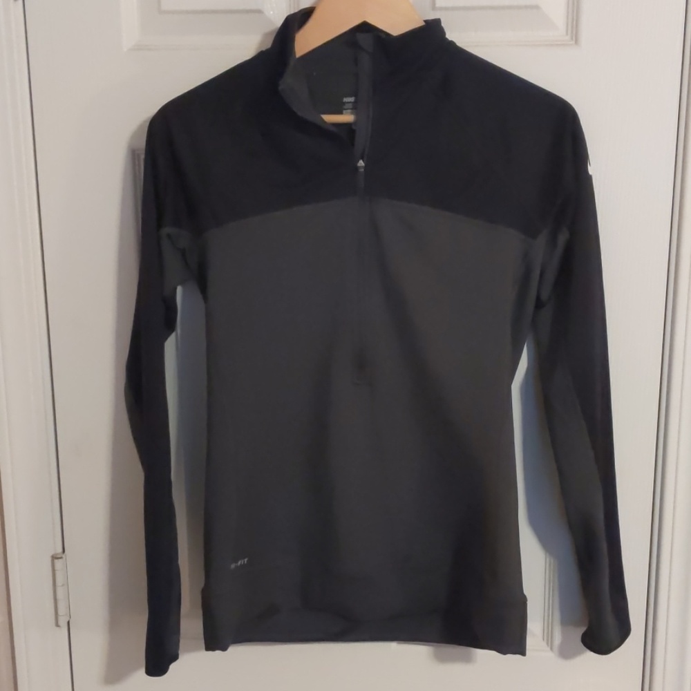 Nike Pro dry-fit half zip